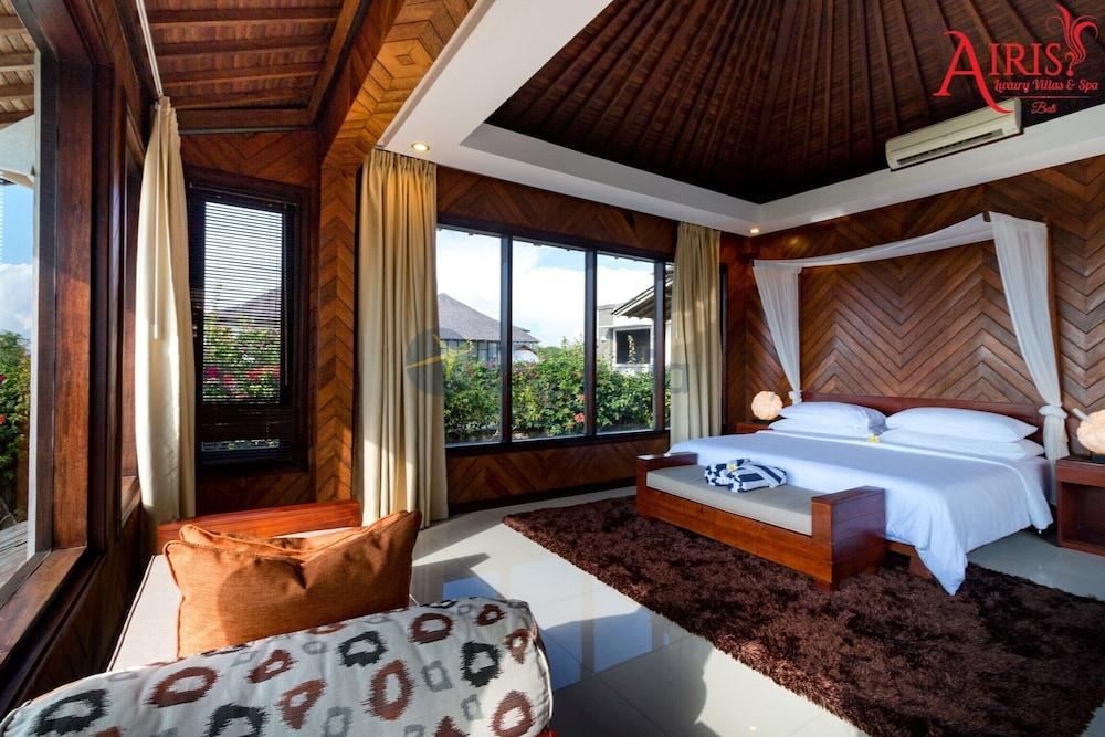 Airis Luxury Villas & Spa Ungasan  Exterior photo