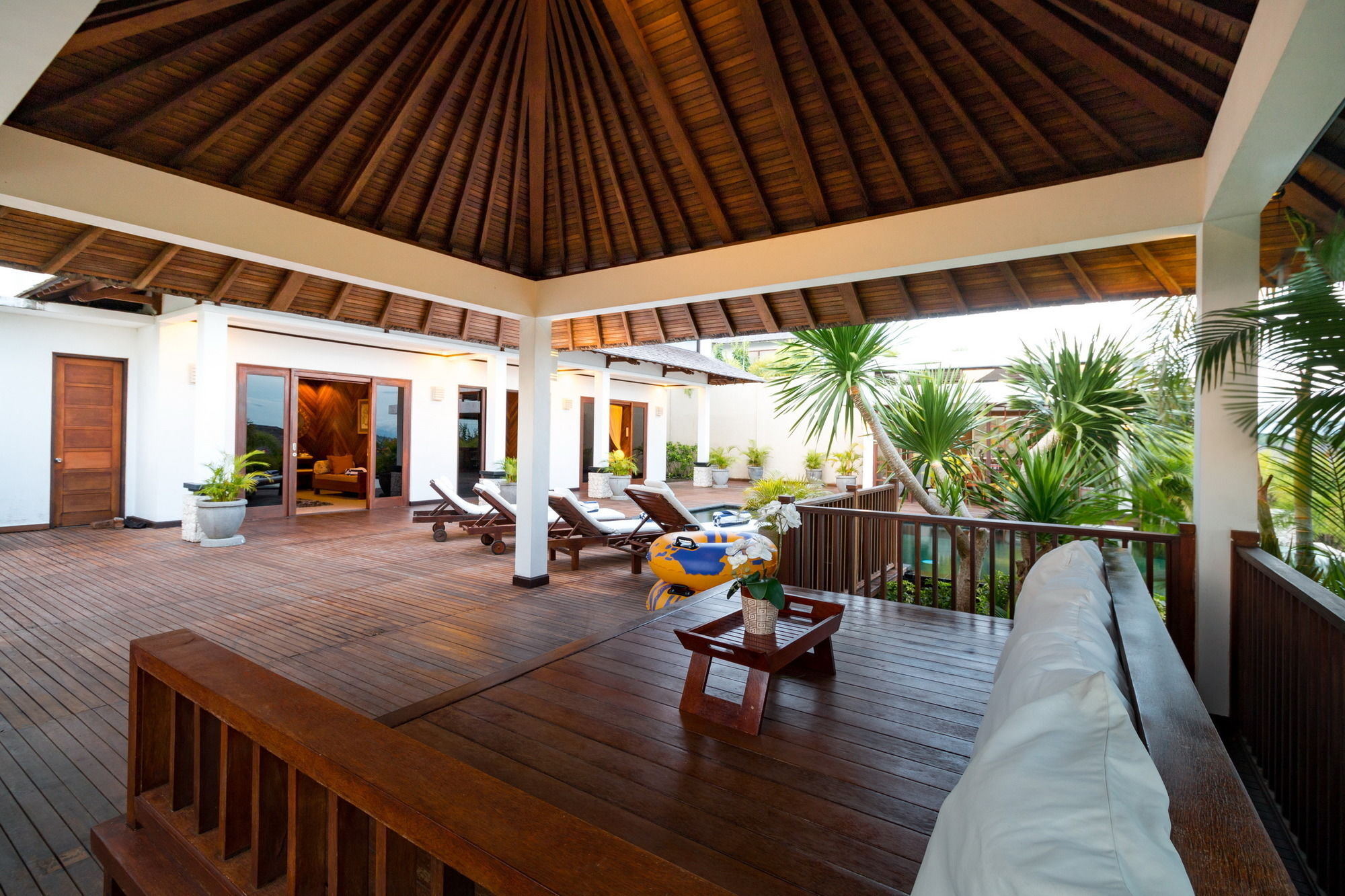 Airis Luxury Villas & Spa Ungasan  Exterior photo